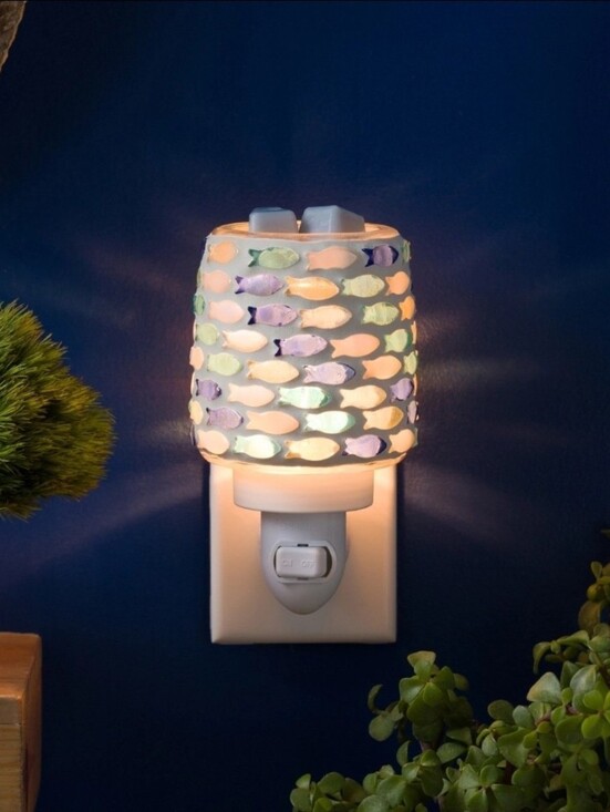 Scentsy Other - Scentsy Fish in the Sea Warmer - Blue and White *NEW*
